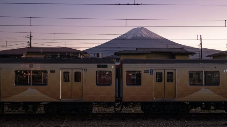 Lire la suite à propos de l’article Ascension du mont Fuji 2026 : itinéraires et conseils