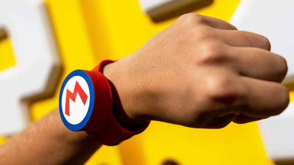 Power-Up Band utilisé dans Super Nintendo World Osaka