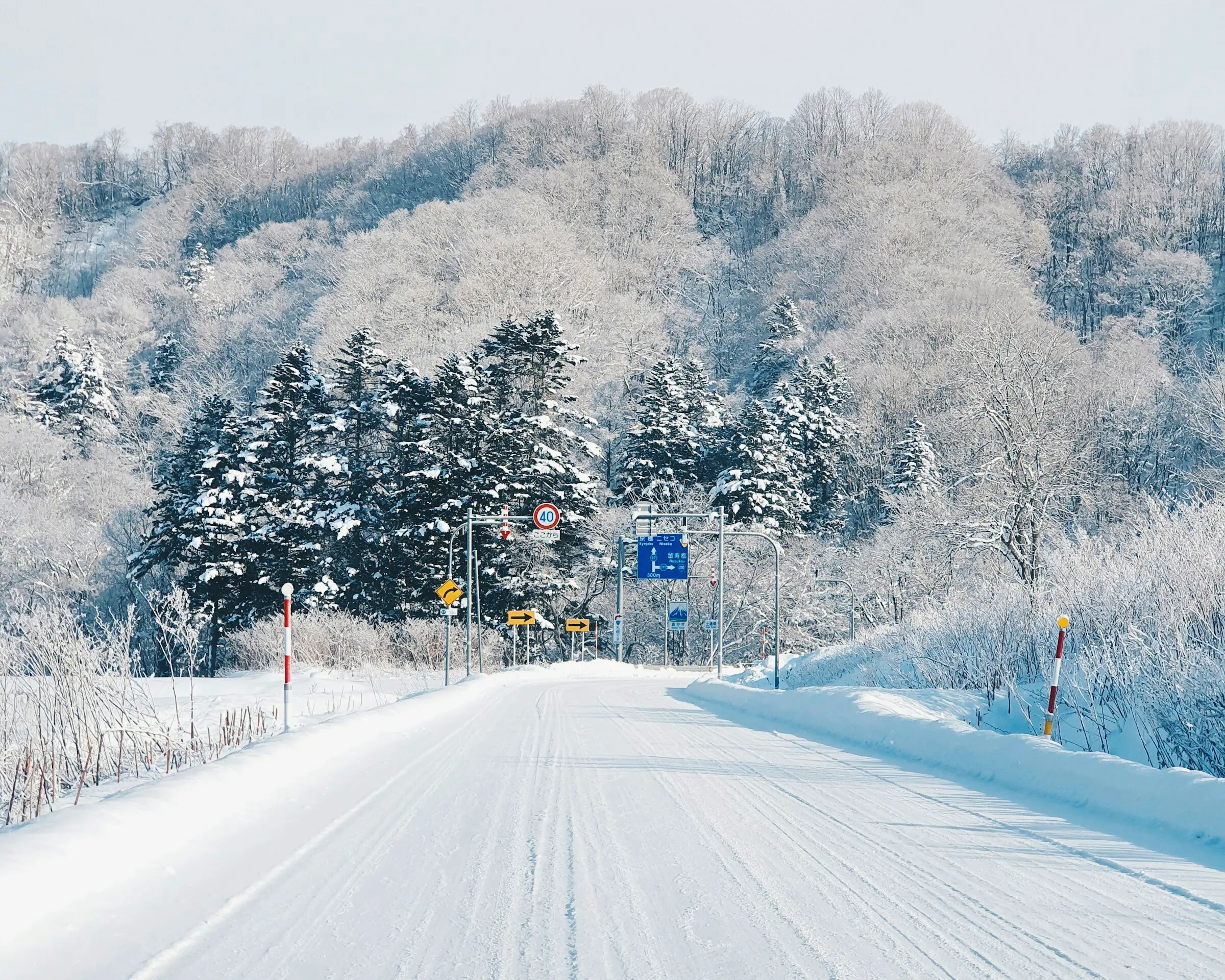 conduire au japon en hiver route neige